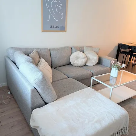 Wonderful,warm & Big In Center Апартаменты *