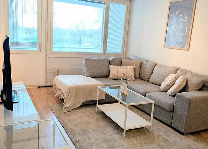 Wonderful,warm & Big In Center * Kemi